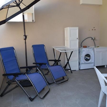 Casa Vacanze Lombardo Santa Teresa Di Riva Luaran gambar