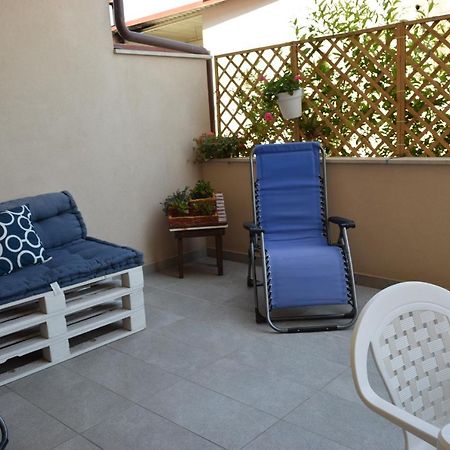 Casa Vacanze Lombardo Santa Teresa Di Riva Luaran gambar