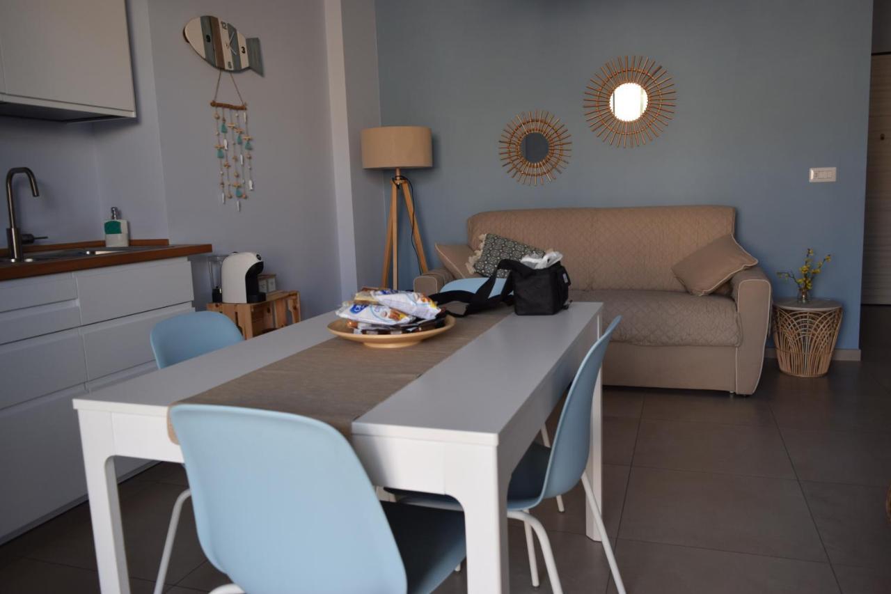Casa Vacanze Lombardo Santa Teresa Di Riva Luaran gambar