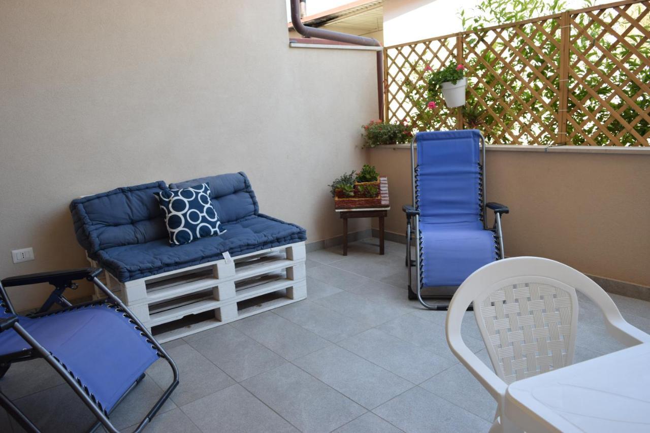 Casa Vacanze Lombardo Santa Teresa Di Riva Luaran gambar