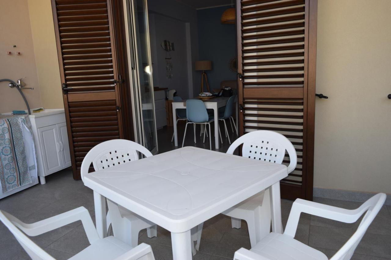 Casa Vacanze Lombardo Santa Teresa Di Riva Luaran gambar