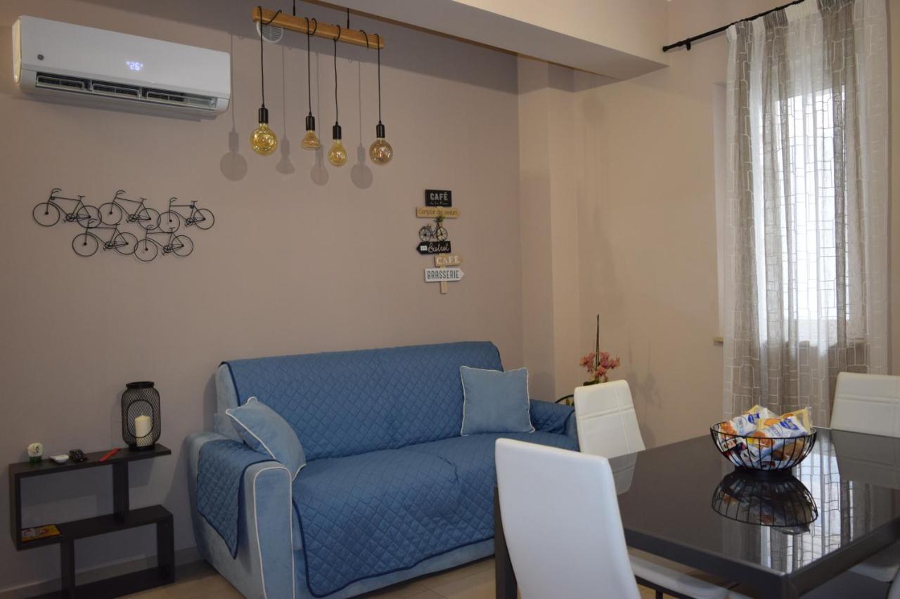Casa Vacanze Lombardo Santa Teresa Di Riva Luaran gambar