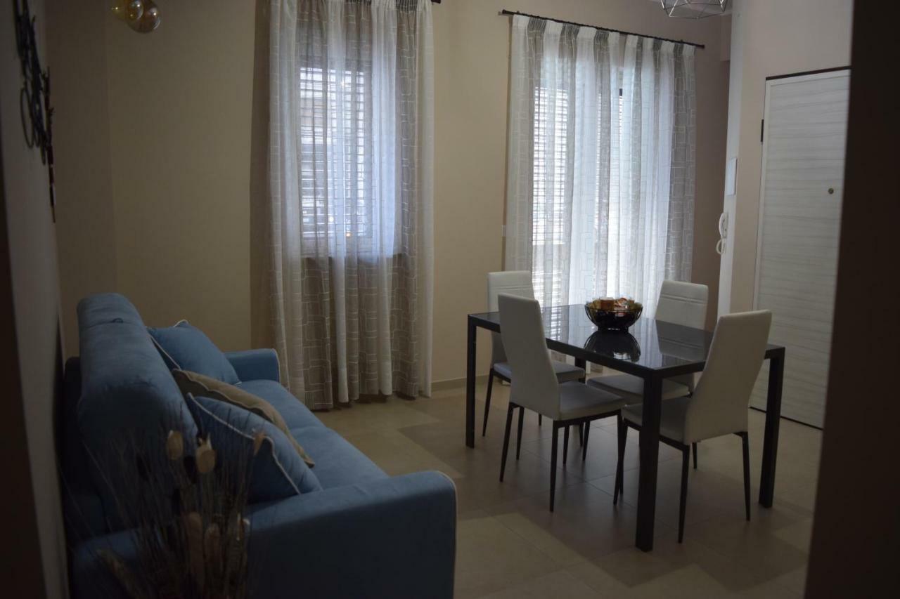 Casa Vacanze Lombardo Santa Teresa Di Riva Luaran gambar